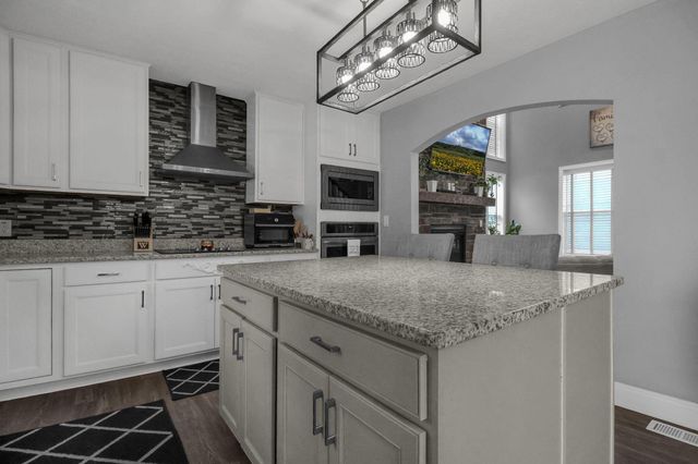 755 Locust Lane, Mansfield, OH 44907