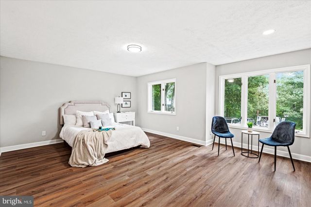 370 LAND OR DR, Ruther Glen, VA 22546