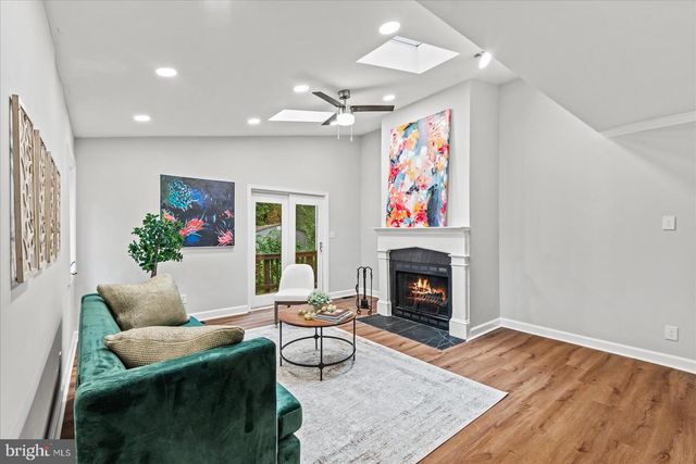 370 LAND OR DR, Ruther Glen, VA 22546