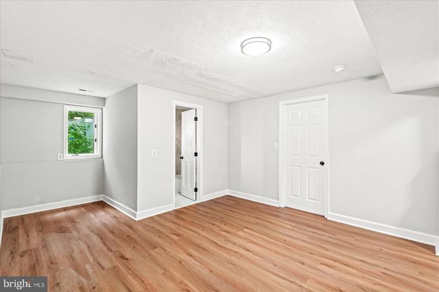 370 LAND OR DR, Ruther Glen, VA 22546