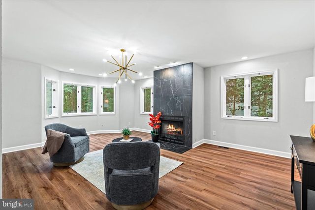 370 LAND OR DR, Ruther Glen, VA 22546