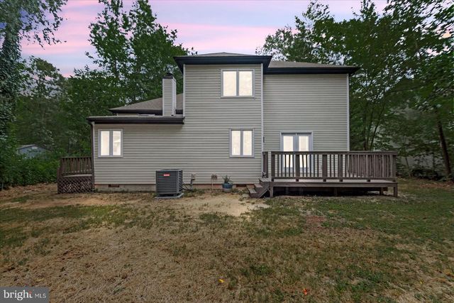 370 LAND OR DR, Ruther Glen, VA 22546