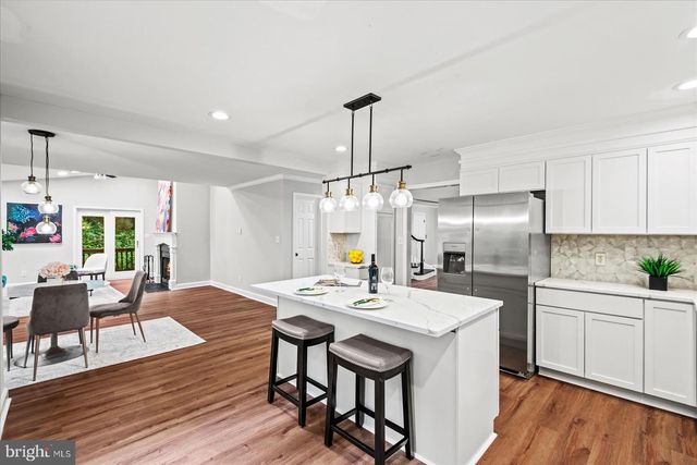 370 LAND OR DR, Ruther Glen, VA 22546