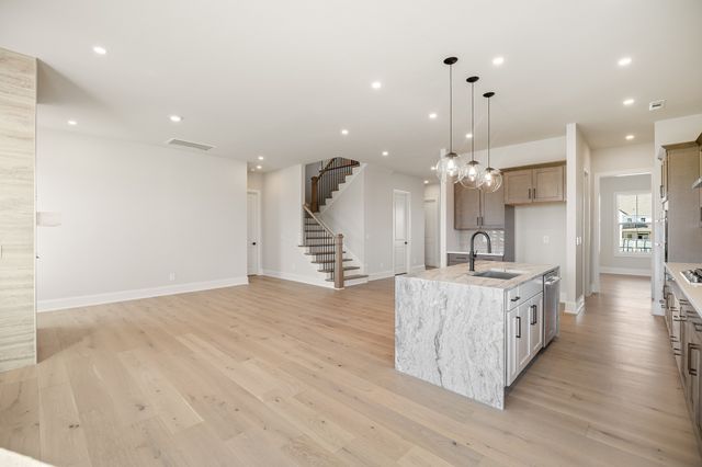 1420 Round Hill Lane, Spring Hill, TN 37174