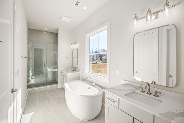 1420 Round Hill Lane, Spring Hill, TN 37174