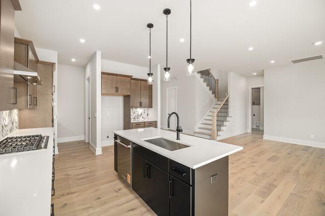 1420 Round Hill Lane, Spring Hill, TN 37174