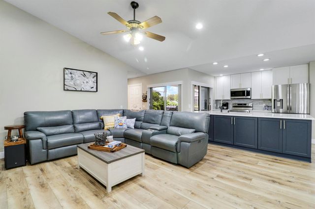 1228 NW Sun Terrace D, Port St. Lucie, FL 34986