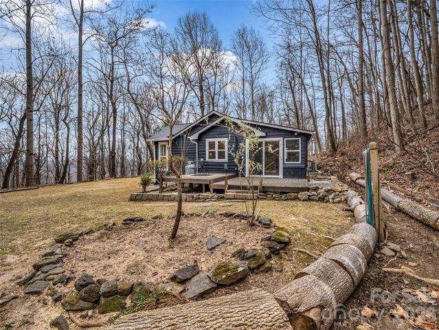 1586 Skyuka Mountain Road, Columbus, NC 28722