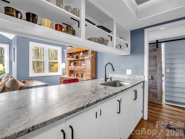 1586 Skyuka Mountain Road, Columbus, NC 28722