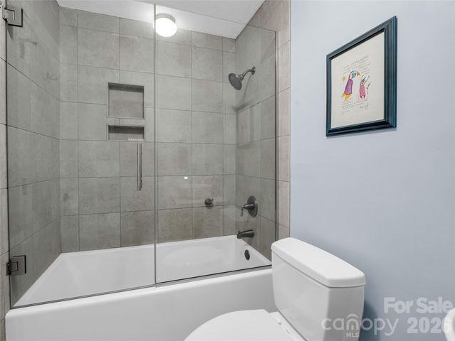 1586 Skyuka Mountain Road, Columbus, NC 28722