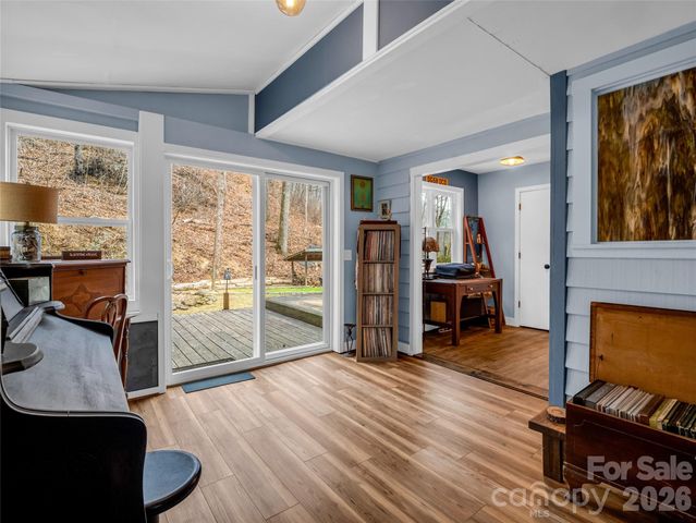 1586 Skyuka Mountain Road, Columbus, NC 28722