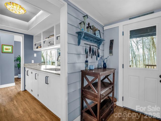 1586 Skyuka Mountain Road, Columbus, NC 28722