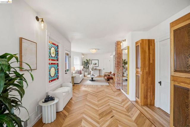 550 Vernon St, Oakland, CA 94610
