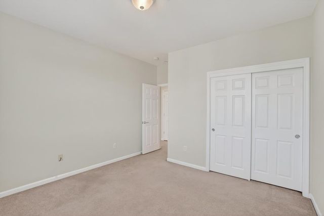 3033 Parkham Dr, Roseville, CA 95747