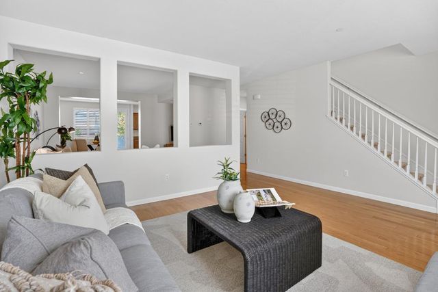 3033 Parkham Dr, Roseville, CA 95747