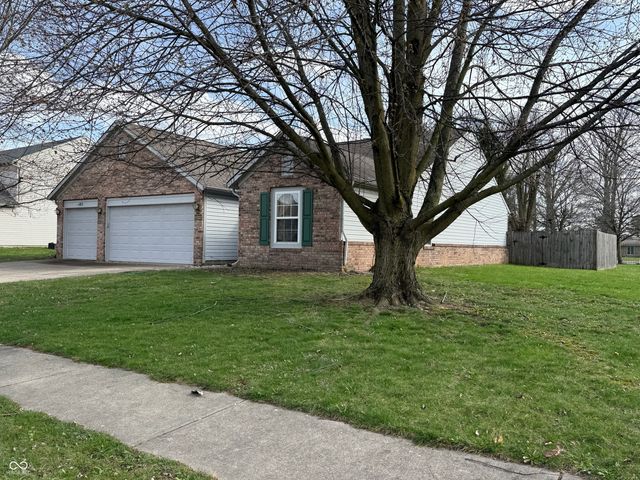 1411 Mimosa Court, Greenfield, IN 46140