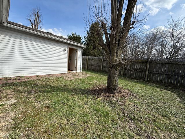 1411 Mimosa Court, Greenfield, IN 46140