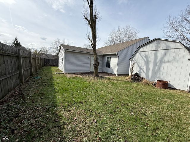 1411 Mimosa Court, Greenfield, IN 46140