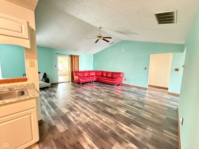 1411 Mimosa Court, Greenfield, IN 46140