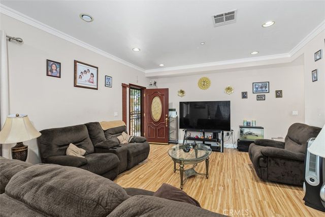 10104 Gould Street, Riverside, CA 92503