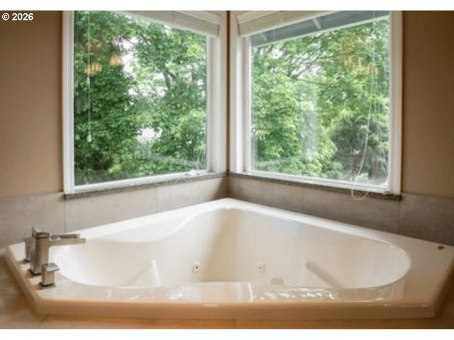 11411 Nw 8TH Ct, Vancouver, WA 98685