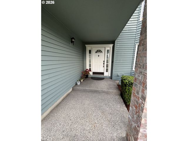 11411 Nw 8TH Ct, Vancouver, WA 98685