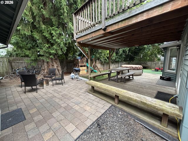 11411 Nw 8TH Ct, Vancouver, WA 98685