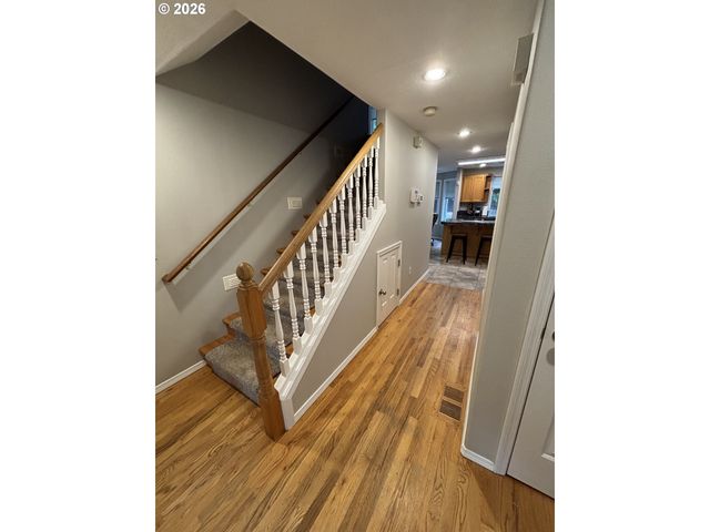 11411 Nw 8TH Ct, Vancouver, WA 98685