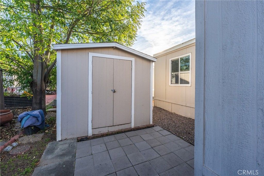 Image 26 of property listing at 1855 Riverside 195, Ontario, CA 91761