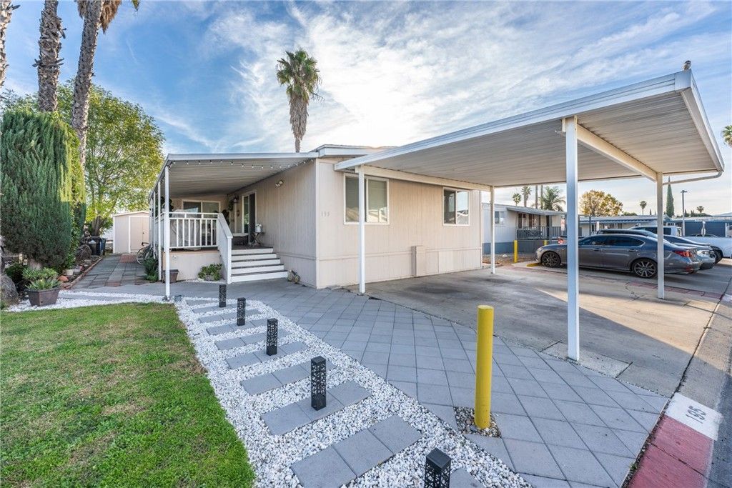 Image 3 of property listing at 1855 Riverside 195, Ontario, CA 91761
