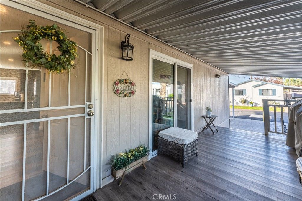 Image 5 of property listing at 1855 Riverside 195, Ontario, CA 91761