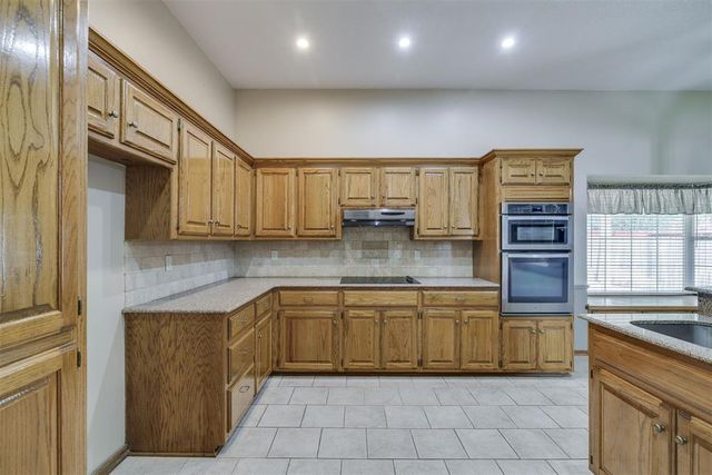 10013 Forest Lane, Midwest City, OK 73130