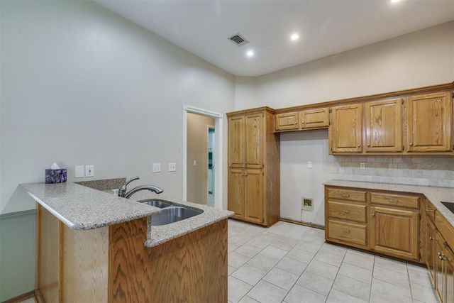 10013 Forest Lane, Midwest City, OK 73130