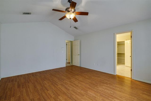10013 Forest Lane, Midwest City, OK 73130