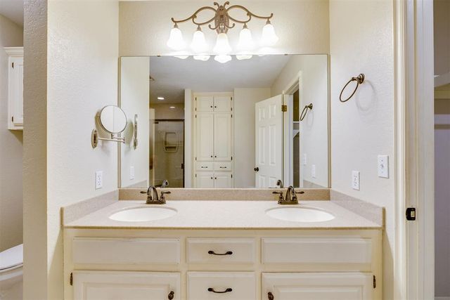 10013 Forest Lane, Midwest City, OK 73130