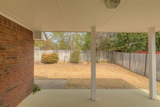 10013 Forest Lane, Midwest City, OK 73130