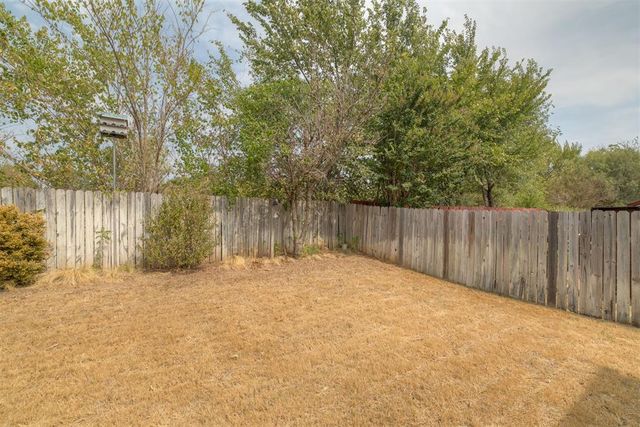 10013 Forest Lane, Midwest City, OK 73130