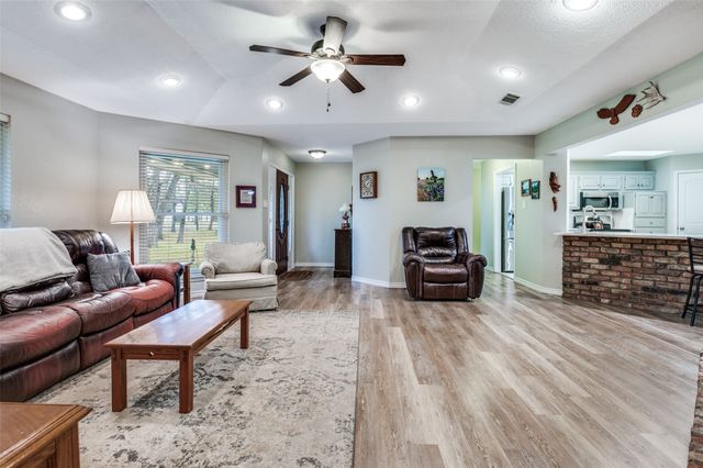 5 Huckleberry Lane, Star Harbor, TX 75148