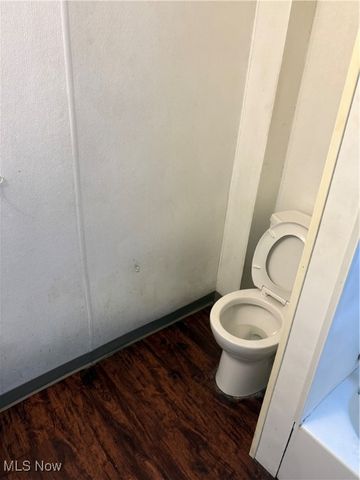 6603 Charter Avenue, Cleveland, OH 44127