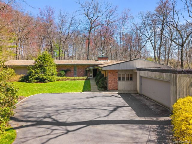 98 Cushman Road, Scarsdale, NY 10583