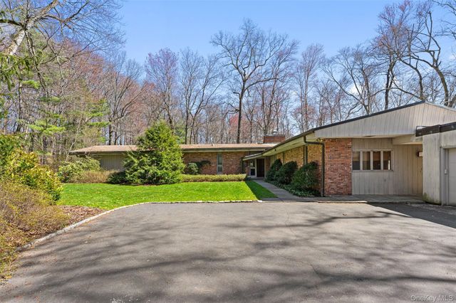 98 Cushman Road, Scarsdale, NY 10583