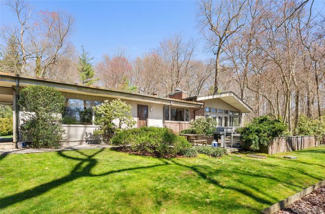 98 Cushman Road, Scarsdale, NY 10583
