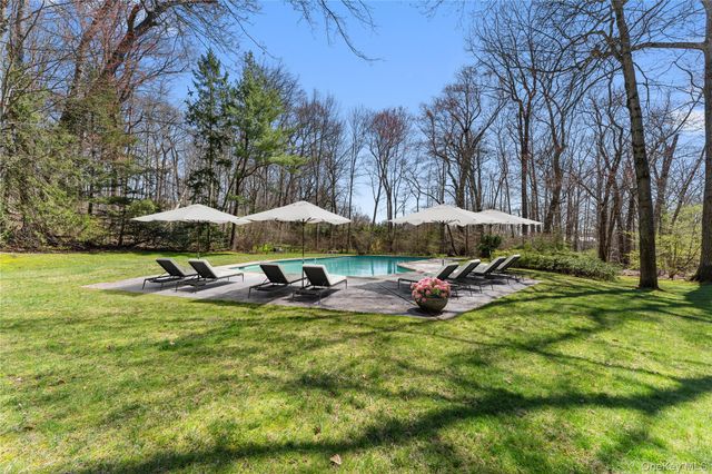 98 Cushman Road, Scarsdale, NY 10583