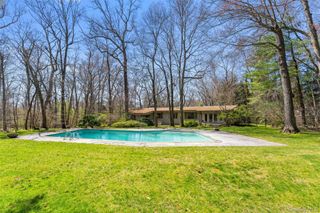98 Cushman Road, Scarsdale, NY 10583