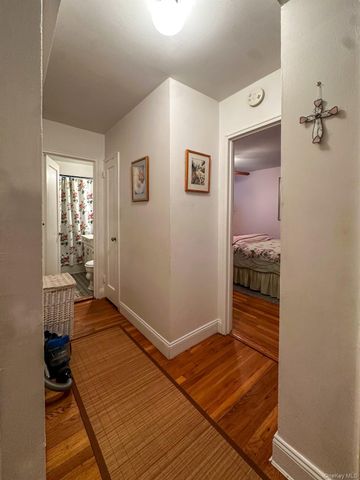 485 E Lincoln Avenue 214, Mount Vernon, NY 10552
