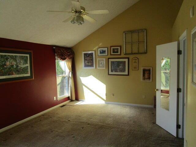 889 Pelham Court, Westerville, OH 43081