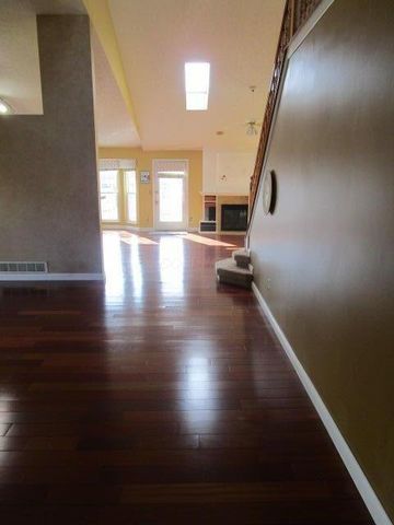 889 Pelham Court, Westerville, OH 43081