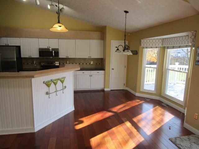 889 Pelham Court, Westerville, OH 43081