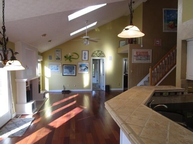 889 Pelham Court, Westerville, OH 43081