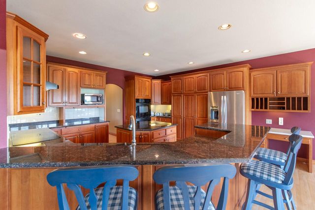8623 Eagle Ridge DRIVE, Kewaskum, WI 53040